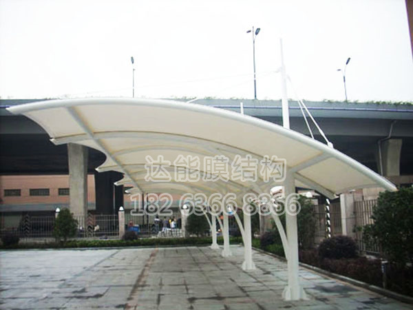 膜結(jié)構遮陽棚