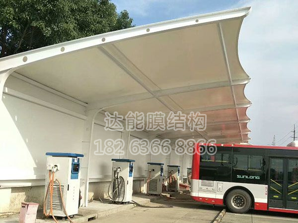 膜結(jié)構(gòu)車(chē)棚